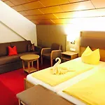 فندق Waldhotel Seebachschleife 3*