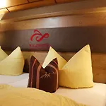 Waldhotel Seebachschleife فندق بايريش أيزنشتاين